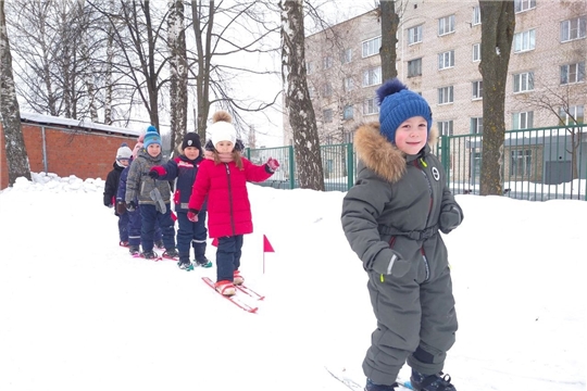 Дошколята готовятся к "Лыжне России"