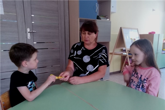 Безопасность дошкольников при работе с ножницами