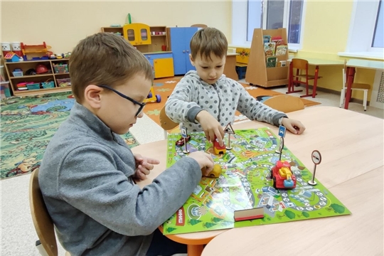 Весело играем, о ПДД не забываем!