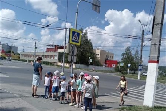 ПДД мы изучаем — никогда не нарушаем