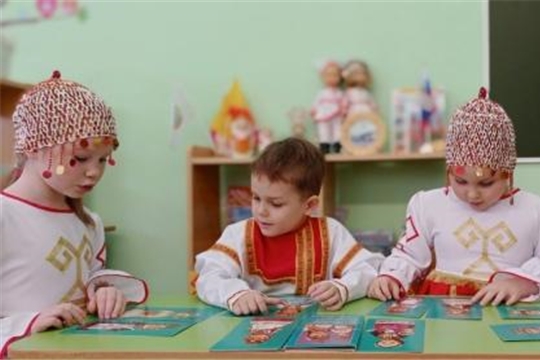 В День чувашской вышивки в детском саду прошли мероприятия