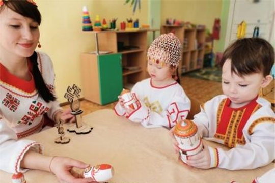 Знакомство с национальной матрешкой