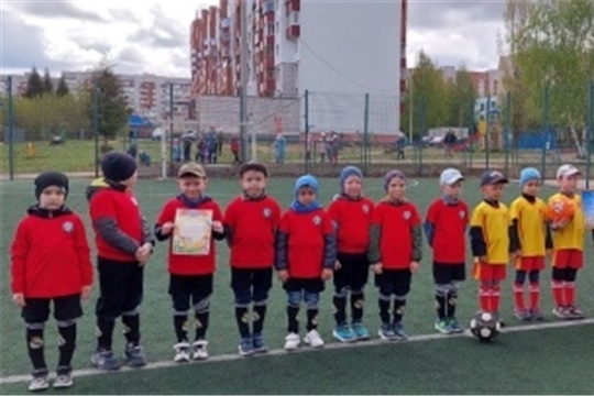Среди команд ДОУ №1 и ДОУ №16 состоялся товарищеский матч по мини-футболу