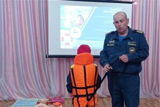 Безопасность на воде летом
