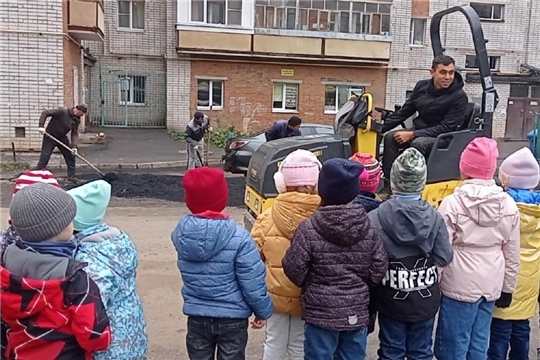 В рамках празднования Дня отца в детском саду проходит марафон «Папины уроки»