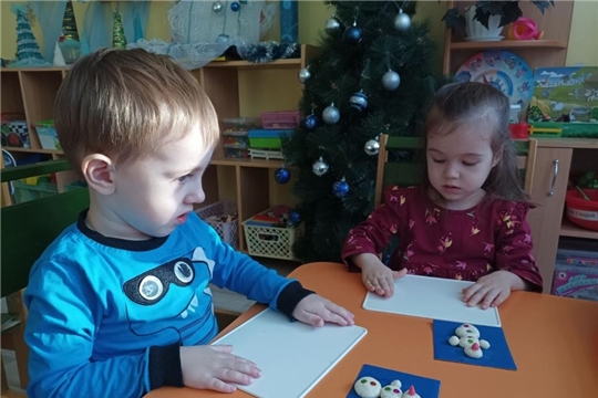 Состоялось отчетное занятие по дополнительной образовательной услуге "Ловкие ладошки"