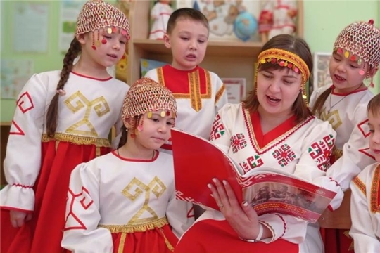 Накануне дня родного языка в детском саду организован тематический день “И.Я.Яковлев: разговоры о букваре”.