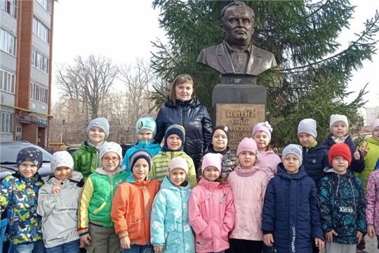 Дошкольники совершили экскурсию к памятнику академика С.П. Королева - основателю ракетостроения