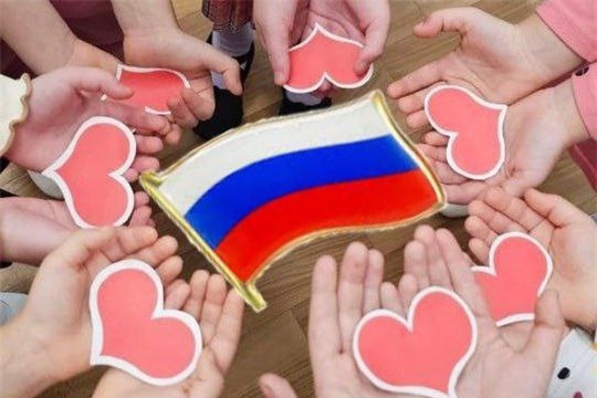 В преддверии Дня народного единства в детском саду воспитанники обсудили такие понятия, как патриотизм, взаимовыручка, дружба