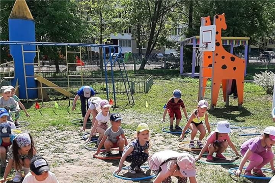 Общеразвивающие упражнения с обручем
