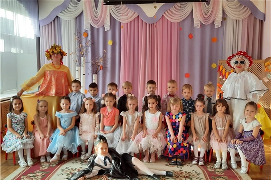Осенний утренник старшей группы "Капитошка"