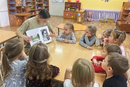 знакомство с творчеством родного поэта Михаила Сеспеля