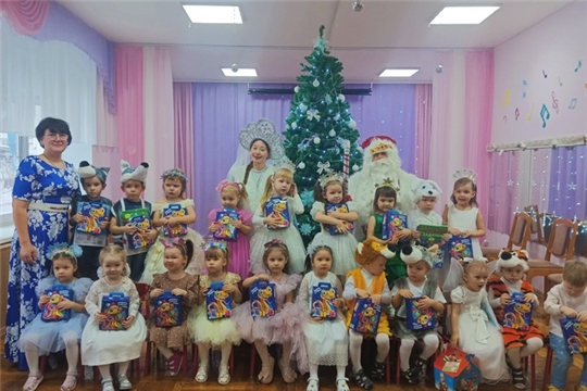 Новогодний утренник группы "Солнышко"
