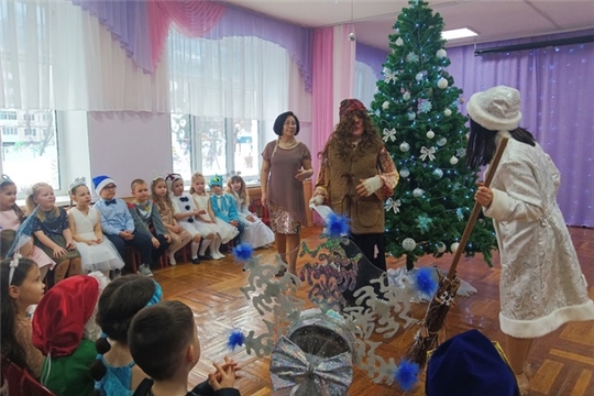 Новогодний утренник группы "Теремок"