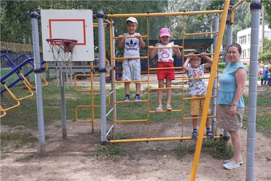 Правила безопасности на спортивно-игровых площадках во время прогулки