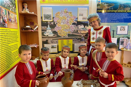 "Преданья старины глубокой"