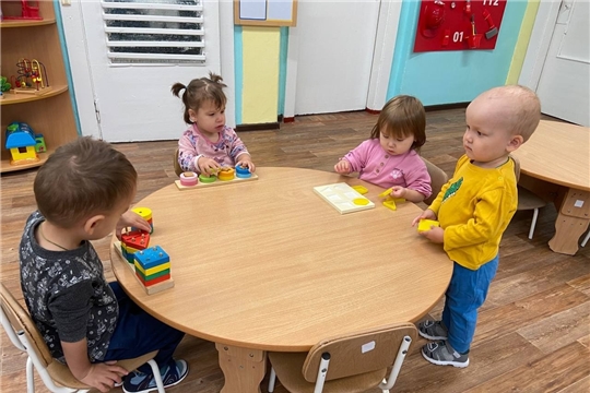 "Игры с дидактическим материалом"