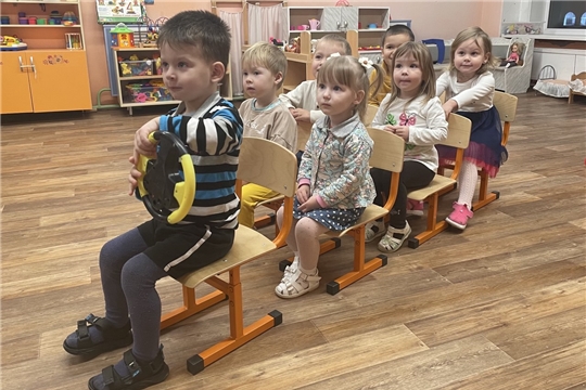 "Мы едем в далекие края"