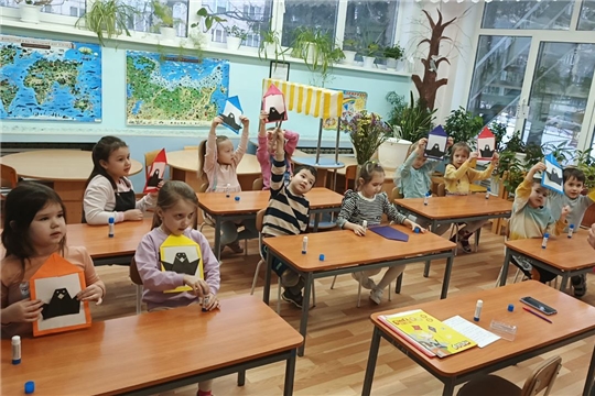 "Отчётное занятие по дополнительной платной образовательной услуге "Оригами"