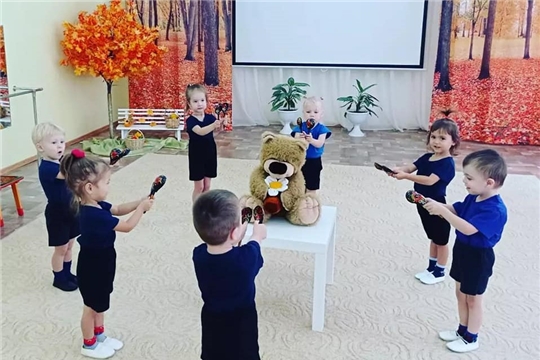 Начались занятия танцевального​ кружка «Топотушки»