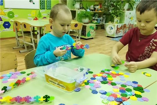 Играем с конструктором 