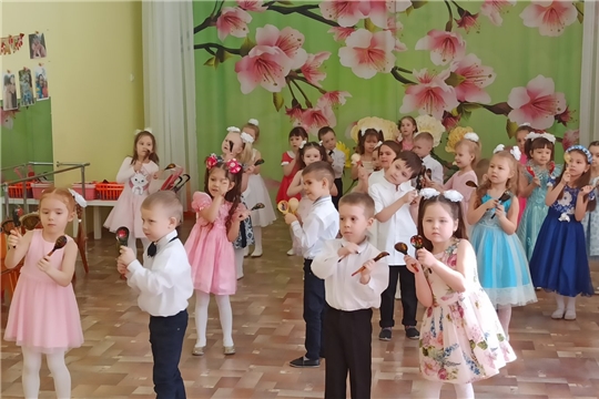 Весенние утренники
