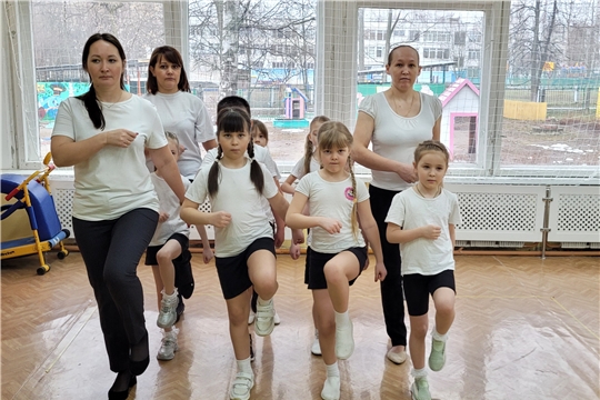 Подготовка к "Параду дошколят"