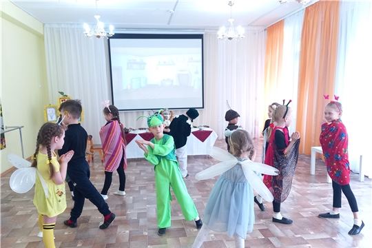Театрализованное представление "Муха-Цокотуха"