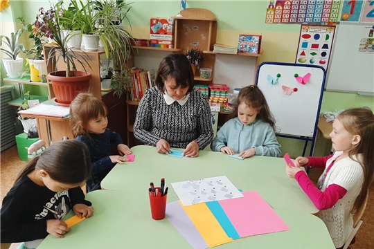 Отчетное занятие в кружке "Оригами"
