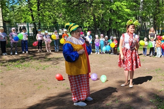 Праздник "Пусть всегда будет солнце"