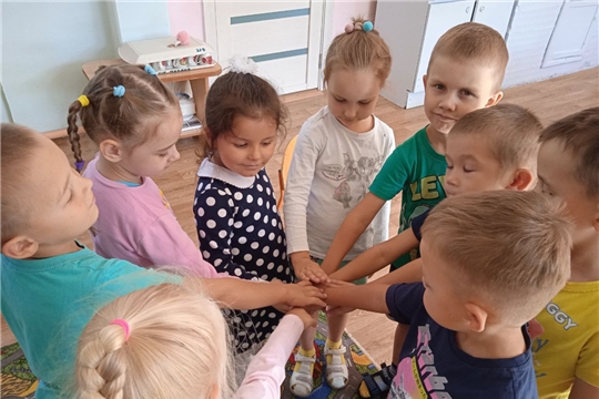 Познавательный час "Пусть всегда будет мир"