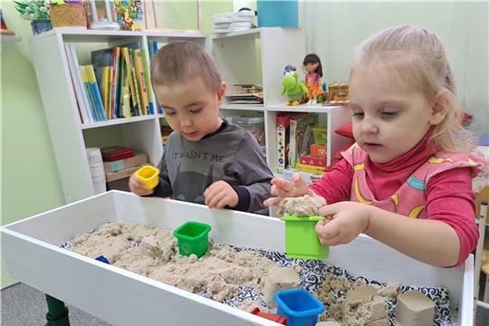 Занятия в кружке "Умный песок"