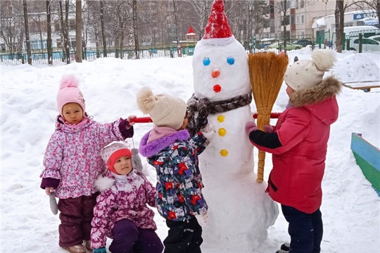 Лепим снеговиков