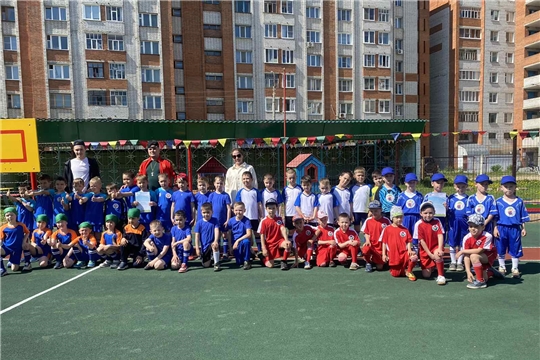 Товарищеский матч по футболу