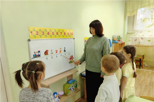 Занятия в кружке "Раз ступенька, два ступенька"