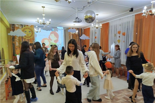 Праздник "А ну-ка, мамы!"