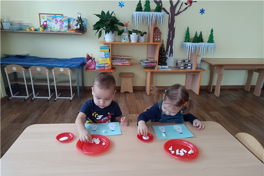 Снег кружится, падает...