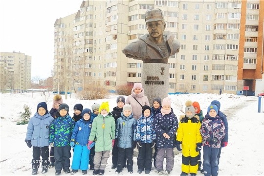 Экскурсия к памятнику Петрикова И.А.