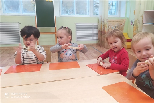 Играем пальчиками - развиваем речь