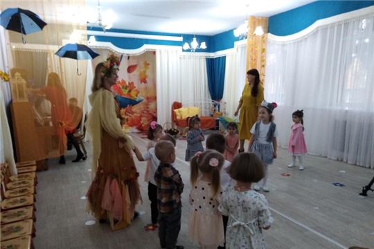 Участие на утренниках.