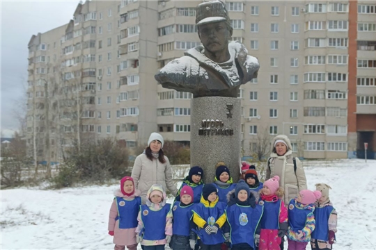 Экскурсия к памятнику И. А. Петрикова