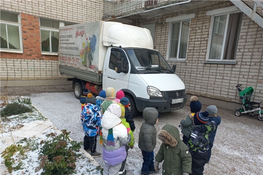 Машина грузовая – полезная такая