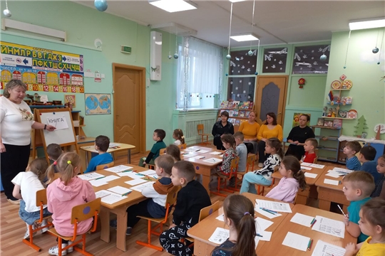 Отчетное занятие по обучению грамоте "Грамотейка" в подготовительной группе.