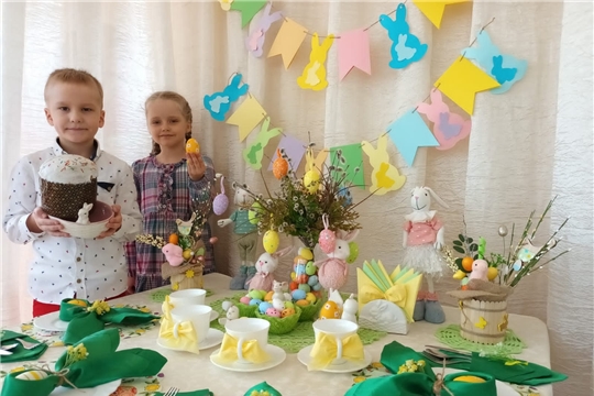 Пасхальная сервировка стола