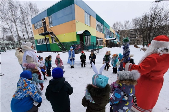 Новогодний флешмоб "Счастье. Детство. Новый год"