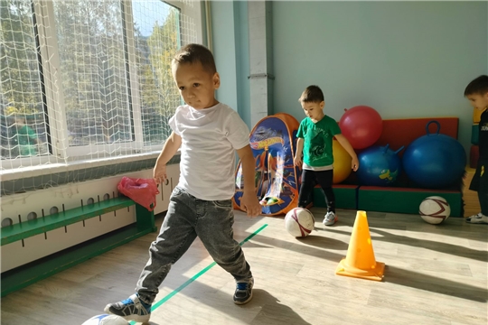 Спортивная секция "Футбольная Лига"