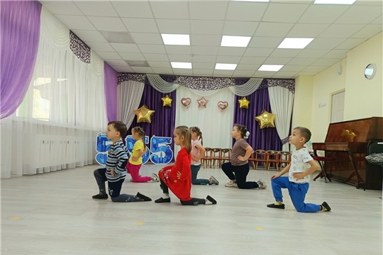 "Обучение танцам"