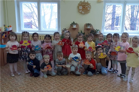 Шляпы для любимых мам