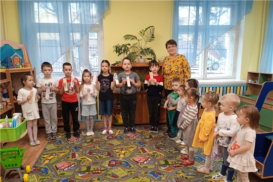 Детские писатели детям