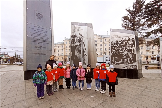 "По родному краю с рюкзаком шагаю"